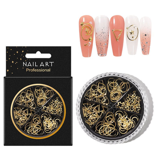 Nail Art Classic Gold Outlines